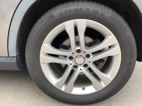 Mercedes-Benz GLA Class GLA220 CDI 4MATIC SE PREMIUM PLUS 70000m Pan Roof Beige Interior 34