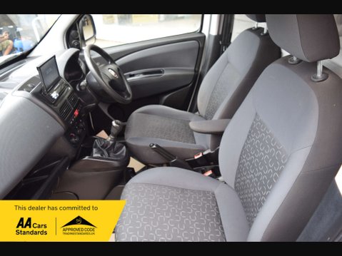Fiat Doblo 1.2 Doblo SX MultiJet 27