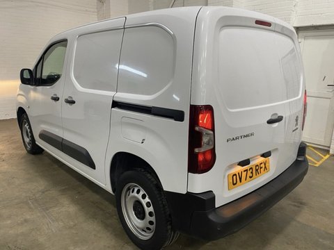 Peugeot Partner BLUEHDI PROFESSIONAL PREMIUM PLUS L1 9