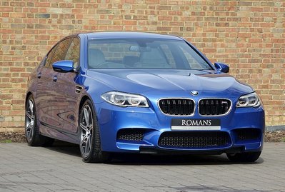 BMW M5 