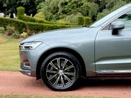 Volvo XC60 B4 INSCRIPTION AWD 17