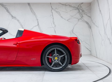Ferrari 458 Spider 31