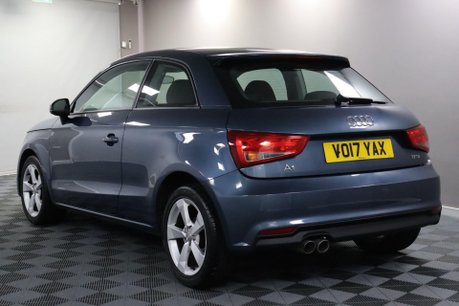 Audi A1 TFSI SPORT 10