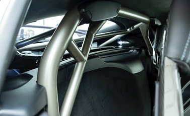 Porsche Cayman GT4 RS (718) 12