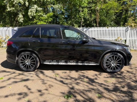 Mercedes-Benz GLC GLC 250 D 4MATIC AMG LINE PREMIUM PLUS 8