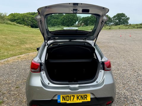Mazda 2 SE-L NAV 52