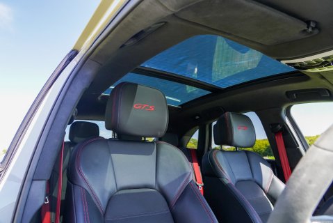 Porsche Macan GTS PDK 10