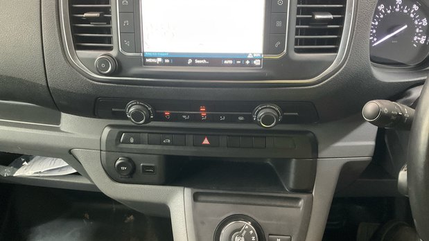 Peugeot Expert AUTO MWB L2H1 Low Roof Asphalt 3100 Air Con Alloys Sensors Cam EURO 6 11
