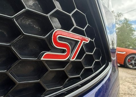 Ford Focus 2.0T EcoBoost ST-3 Hatchback 5dr Petrol Manual Euro 6 (s/s) (250 ps) 33
