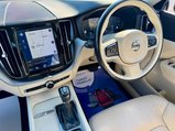 Volvo XC60 2.0 D4 Momentum Auto AWD Euro 6 (s/s) 5dr 13