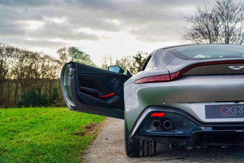 Aston Martin Vantage 4.0 Vantage V8 Auto 3dr 7