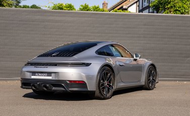 Porsche 911 Carrera GTS (992.2) 4