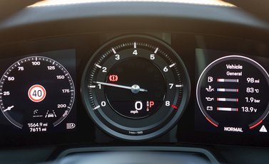 Porsche 911 Carrera 4S (992) 17