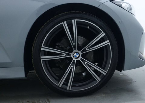 BMW 3 Series 2.0 320i M Sport Saloon 4dr Petrol Auto Euro 6 (s/s) (184 ps) 13