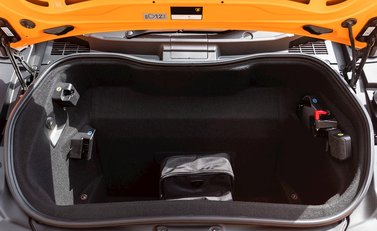 Lamborghini Aventador SV LP 750-4 Roadster 38