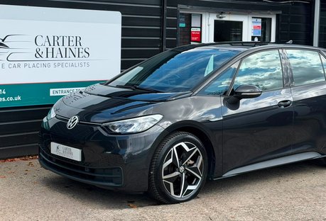 Volkswagen ID.3 Pro Performance 58kWh Life Hatchback 5dr Electric Auto (204 ps)