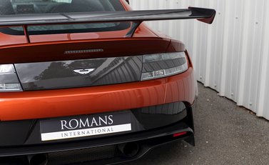 Aston Martin Vantage GT8 23