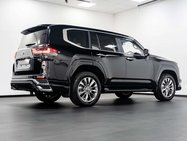 Toyota Land Cruiser ZX300 3.5 Automatic Petrol 18