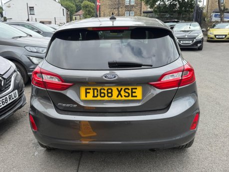 Ford Fiesta TITANIUM 7