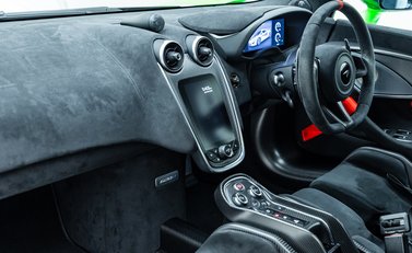 McLaren 620R 24