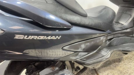 Suzuki Burgman 2013 14K PROJECT MAXI SCOOTER SPARES OR REPAIR 400CC 12