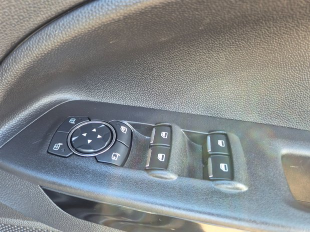 Ford Ecosport ST-LINE 13
