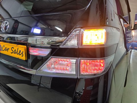 Toyota Vellfire 51