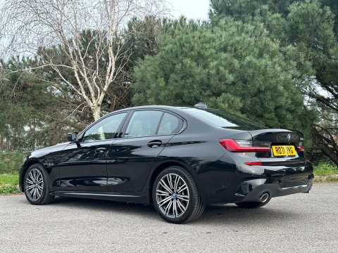 BMW 3 Series 2.0 330e 12kWh M Sport Auto Euro 6 (s/s) 4dr 2