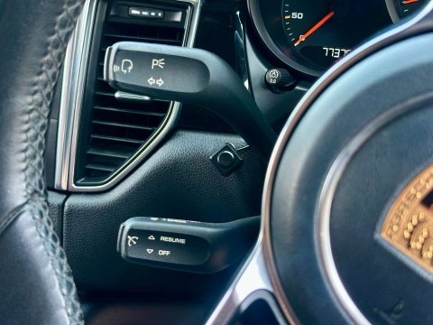 Porsche Macan 2.0T SUV 5dr Petrol PDK 4WD (s/s) (252 ps) 52