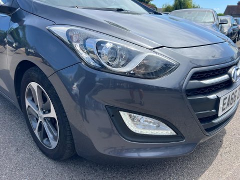 Hyundai i30 1.4 Blue Drive SE Nav Euro 6 (s/s) 5dr 12