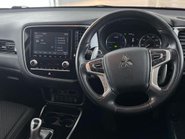 Mitsubishi Outlander PHEV DESIGN 3