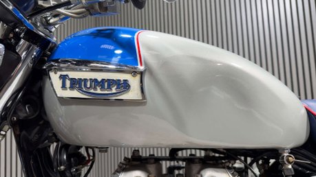 Triumph Bonneville JUBILEE 1977 ONLY 8K STUNNING CLASSIC BIKE NEW MOT 12