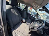 BMW 2 Series 218I SE GRAN TOURER 10
