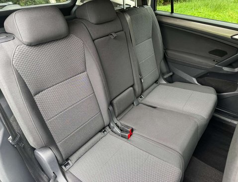 Volkswagen Tiguan Allspace 2.0 TDI Match SUV 5dr Diesel DSG Euro 6 (s/s) (150 ps) 20