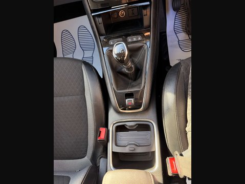 Vauxhall Grandland X 1.2 Grandland X Sport Nav T S/S 5dr 34