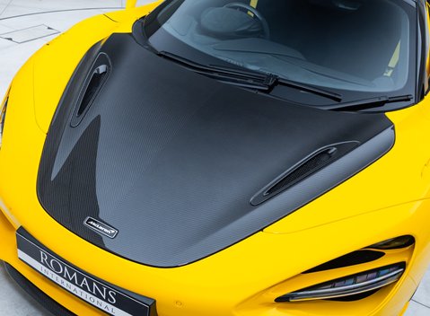 McLaren 750S 18