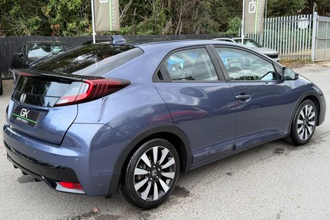 Honda Civic I-VTEC SE PLUS NAVI AUTOMATIC - ONE LADY OWNER - REVERSE CAMERA 6