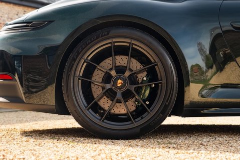 Porsche 911 3.6 T-Hybrid 992 4 GTS Targa PDK 4WD Euro 6 (s/s) 2dr 12