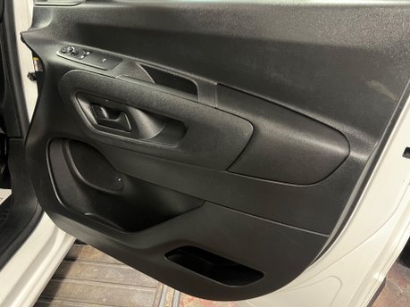 Peugeot Partner BLUEHDI PROFESSIONAL L2 18