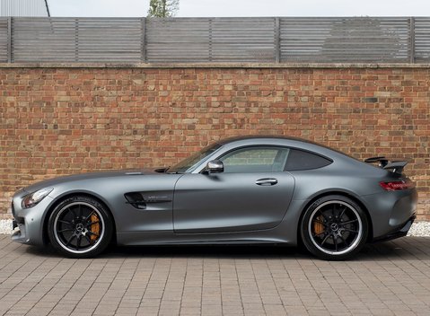 Mercedes-Benz AMG GT R GT R 2