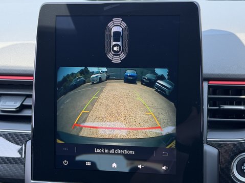 Renault Arkana 1.6 E-TECH Hybrid 145 R.S. Line 5dr Auto 25