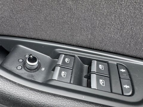Audi A4 2.0 TDI ultra Sport S Tronic Euro 6 (s/s) 5dr 39