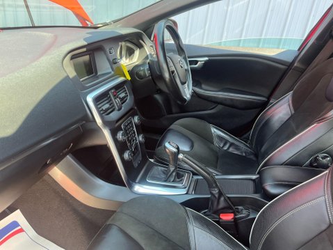 Volvo V40 2.0 D2 R-Design Euro 6 (s/s) 5dr 3