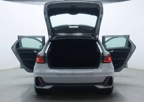 Audi A1 1.0 A1 Sportback 30 TFSI S Line Semi-Auto 5dr 58