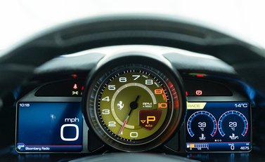 Ferrari 812 Superfast 16