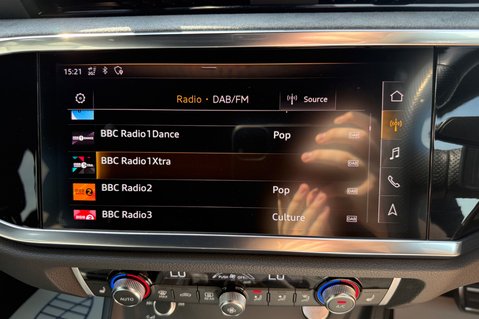 Audi Q3 TFSI QUATTRO S LINE VORSPRUNG -PAN ROOF -360 CAMERA -CARPLAY -FULL AUDI S/H 45