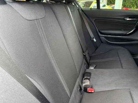 BMW 1 Series 2.0 118d Sport Euro 6 (s/s) 5dr 26
