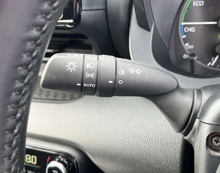 Toyota Yaris 1.5 Yaris Icon HEV CVT 5dr 54