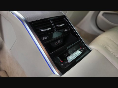 BMW 8 Series 840I 22