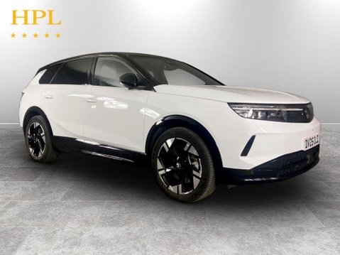 Vauxhall Grandland 73kWh Ultimate SUV 5dr Electric Auto (213 ps) Cruise Control - DAB Radio 1
